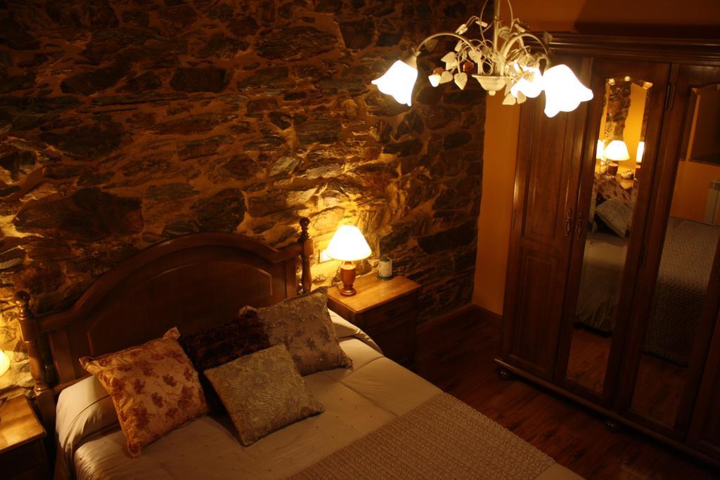 Apartamentos Rurales Veredas Santa Eulalia de Oscos Bagian luar foto
